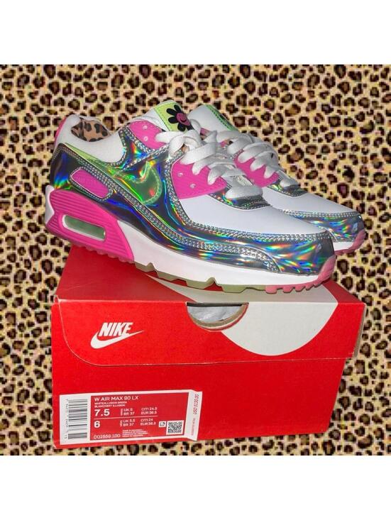 Nike Shoes - Nike Air Max 90 LX Daisy Leopard Iridescent Wms 7.5